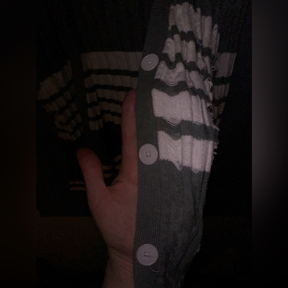 Green and White Striped Cardigan Sweater with Ribbed Knit Texture - Picture 3 of 4